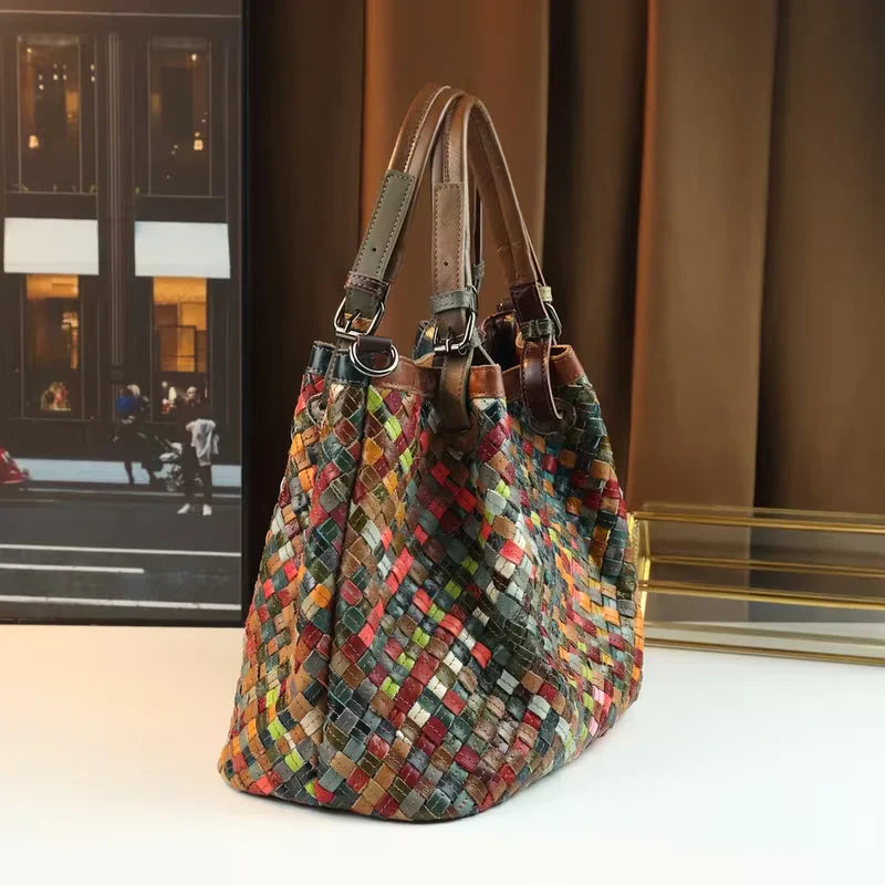 El encanto ecléctico de Laura | Bolso tote de piel con patchwork