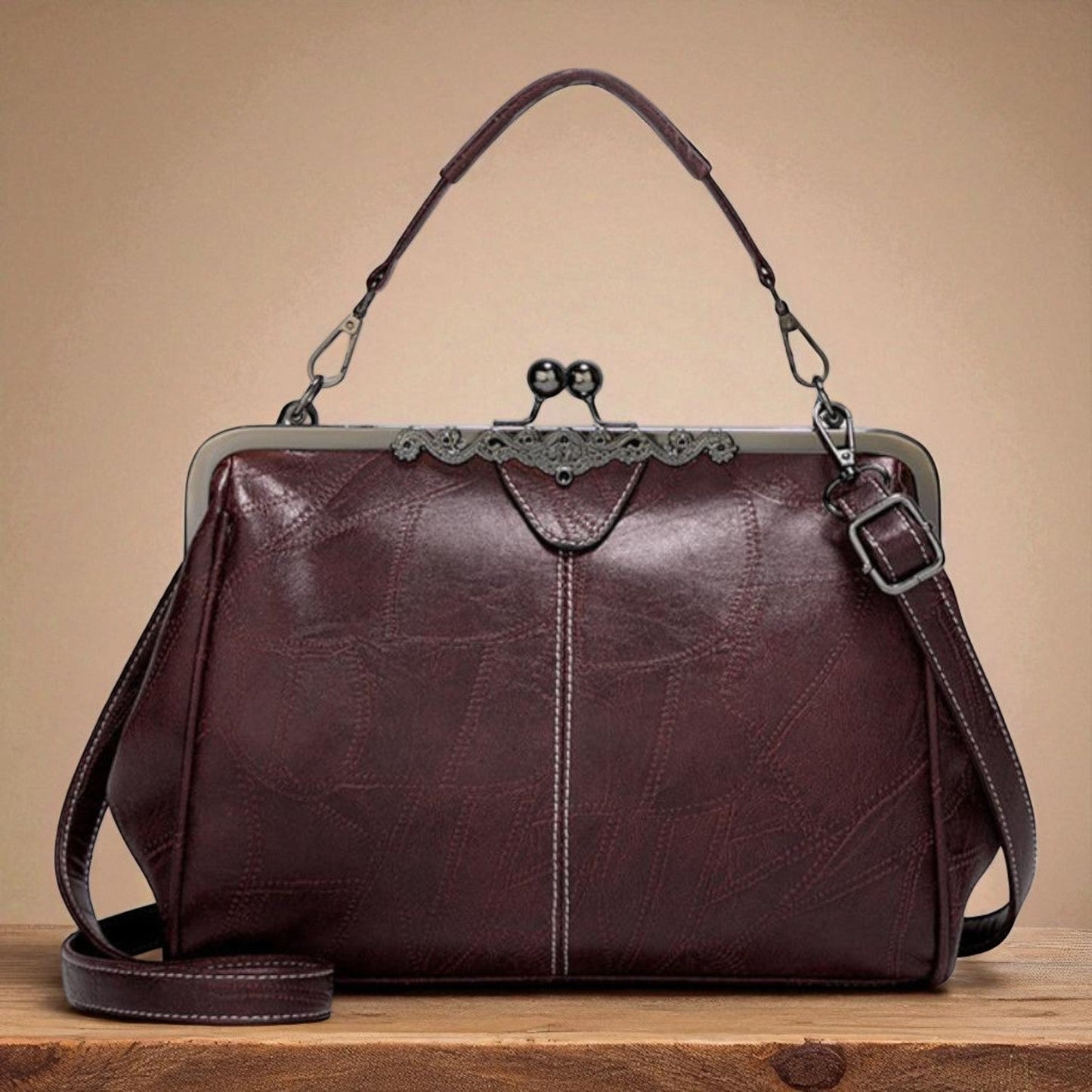 Borsa vintage Emilia (ACQUISTA 1 E NE RICEVI 1 IN OMAGGIO)