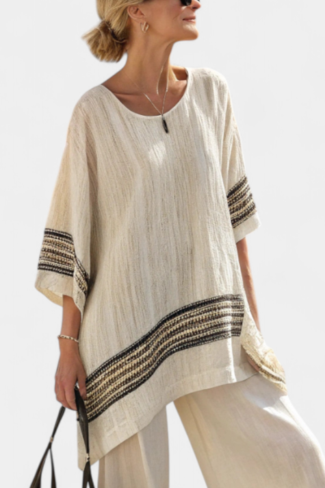 Mariella — Elegante top in lino a righe nere e pantaloni morbidi